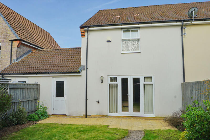 4 bedroom terraced house for sale in Cambridge Way, Cullompton